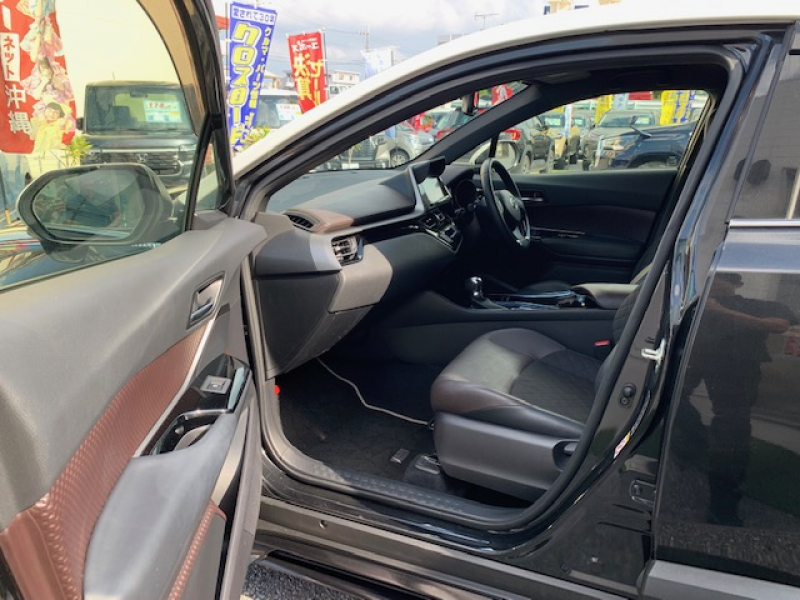 トヨタ C-HR