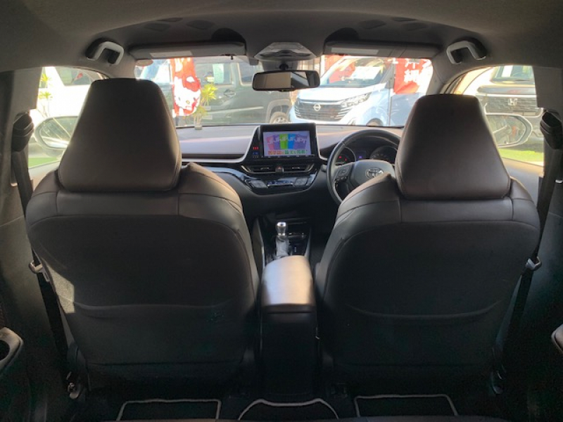 トヨタ C-HR