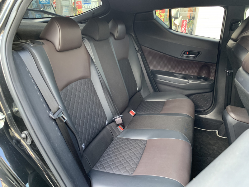 トヨタ C-HR