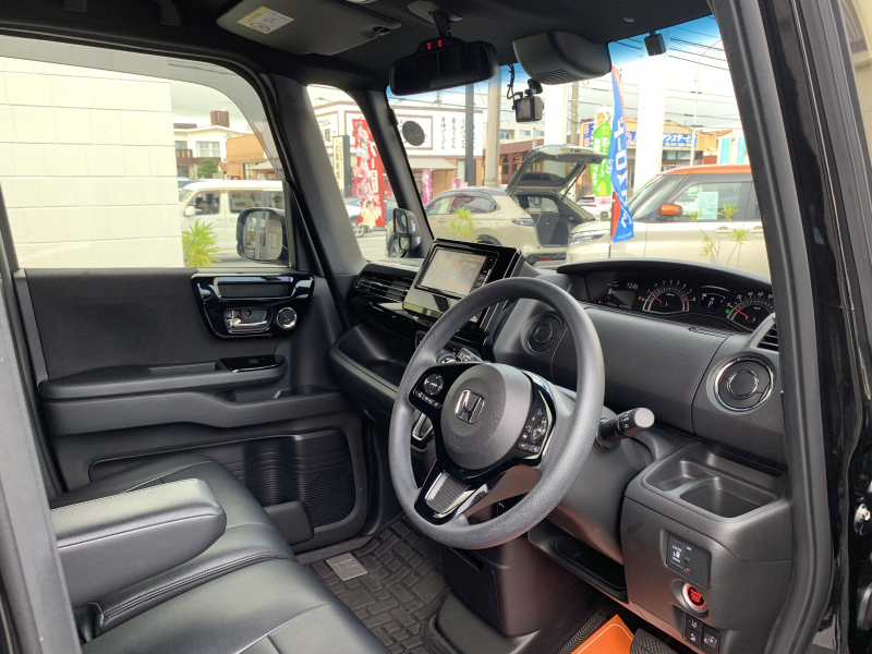 ホンダ N-BOX