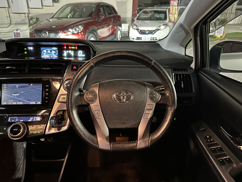 トヨタ プリウスα