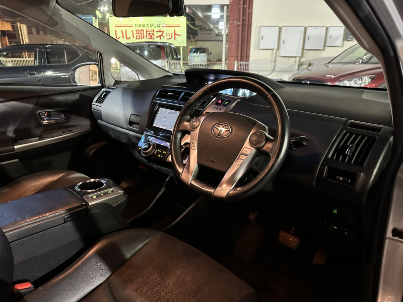 トヨタ プリウスα