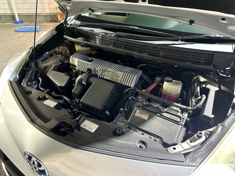 トヨタ プリウスα