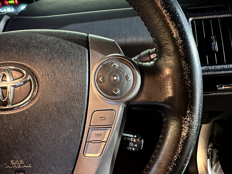 トヨタ プリウスα