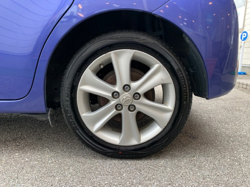 トヨタ ラクティス