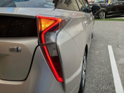 トヨタ プリウス