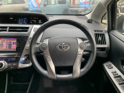 トヨタ プリウスα