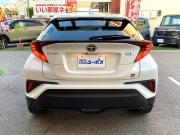 トヨタ C-HR