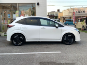 日産 オーラ