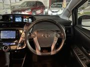 トヨタ プリウスα