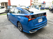 トヨタ プリウス