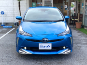 トヨタ プリウス