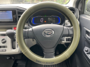 ダイハツ ミライース