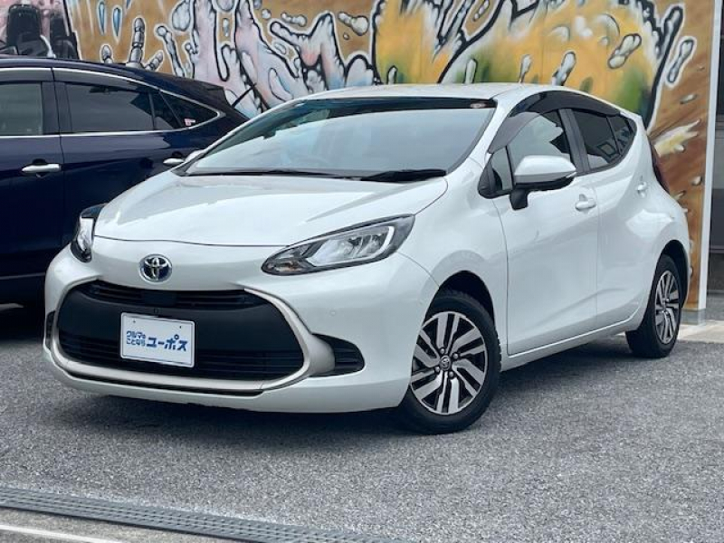 アクア　入庫しました