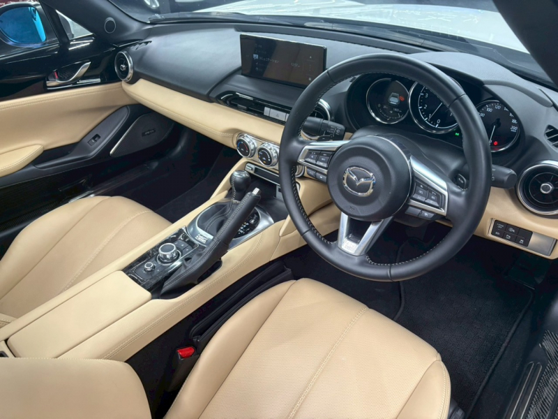 マツダ ロードスターRF