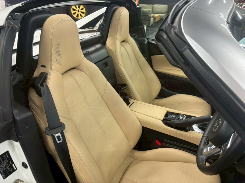 マツダ ロードスターRF