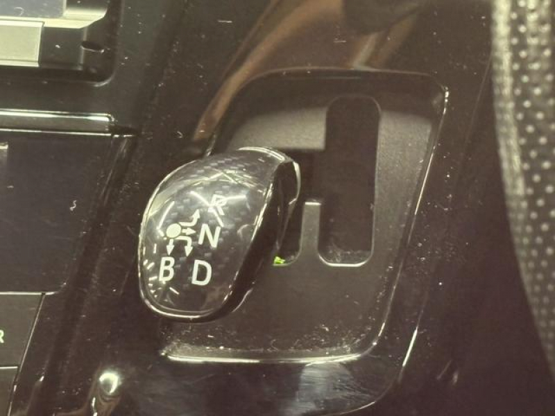 トヨタ プリウスα