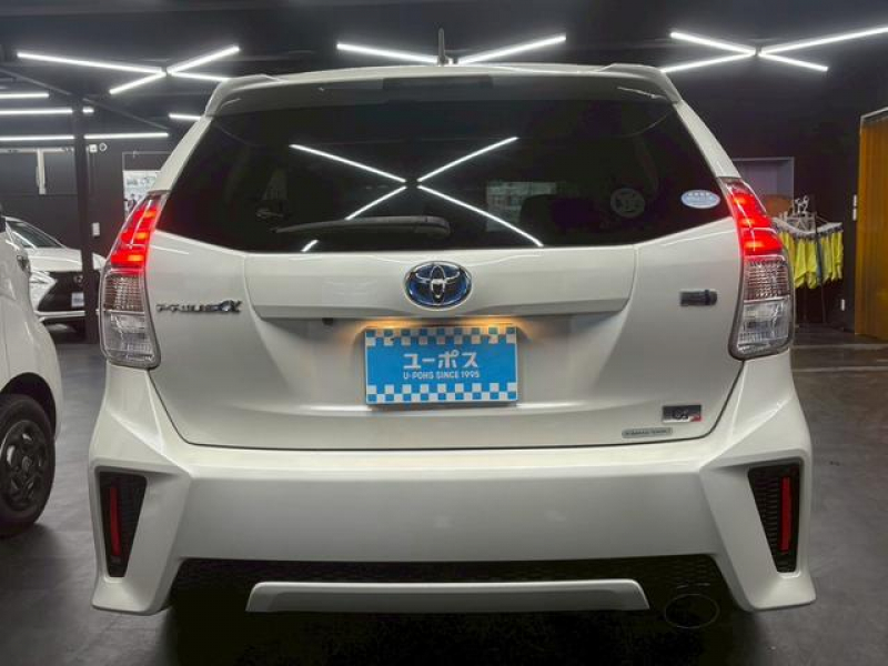 トヨタ プリウスα