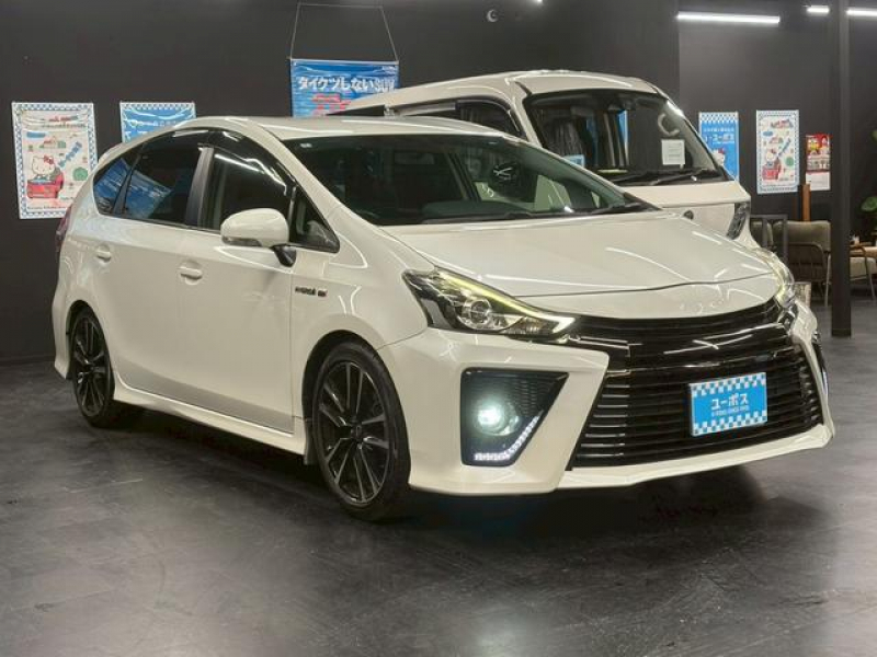 トヨタ プリウスα