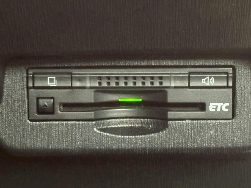 トヨタ プリウスα