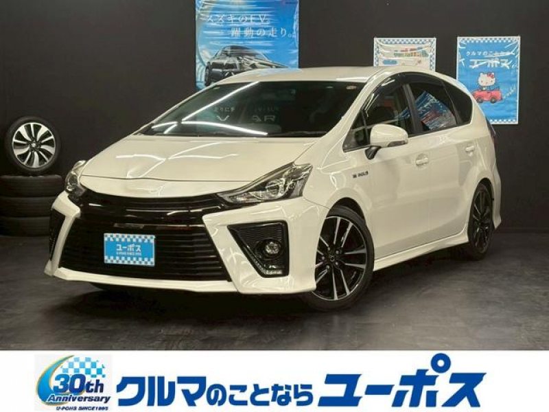 プリウスα　入庫しました