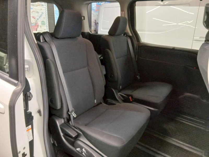 トヨタ ヴォクシー