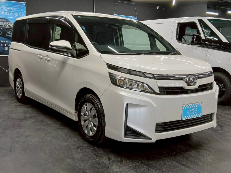 トヨタ ヴォクシー