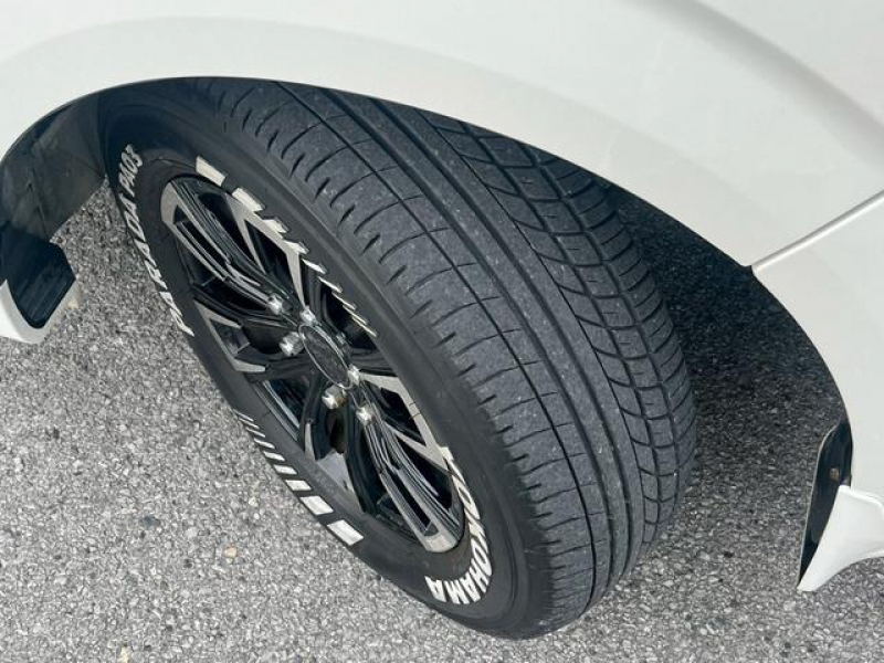 トヨタ ハイエースバン