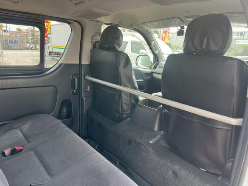 トヨタ ハイエースバン