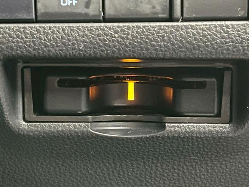 トヨタ ハリアー ハイブリッド