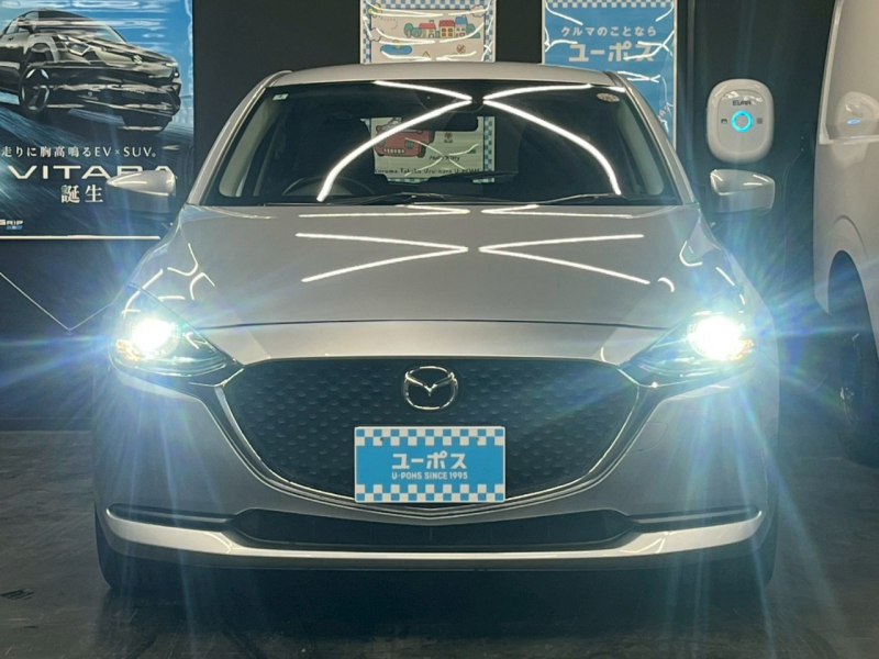 マツダ MAZDA 2