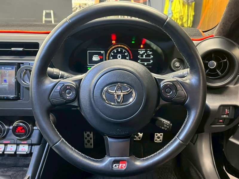 トヨタ GR86