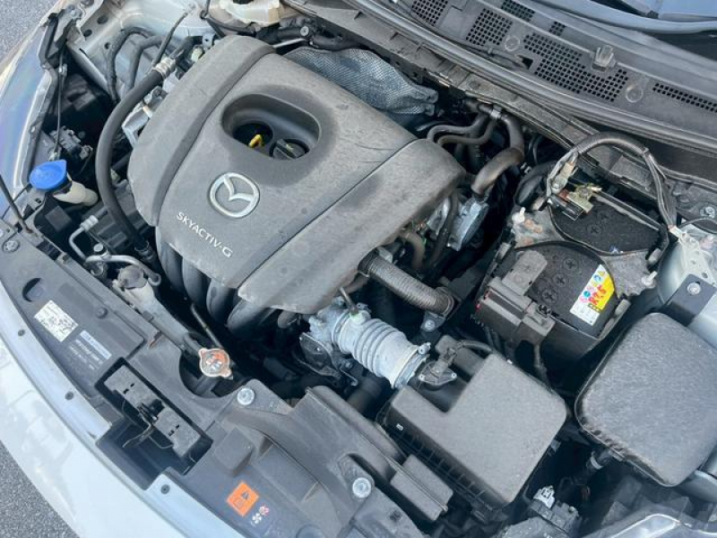 マツダ MAZDA 2