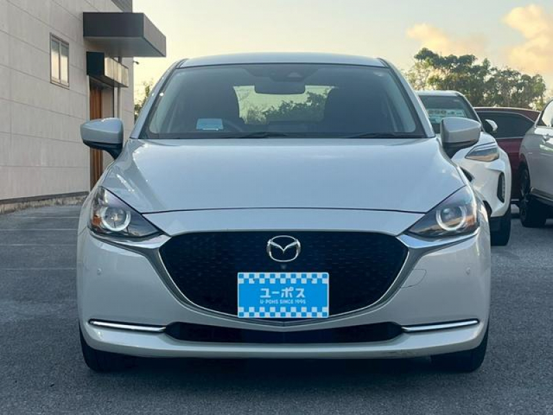 マツダ MAZDA 2