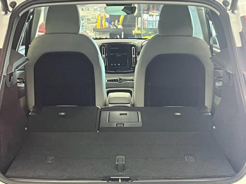 ボルボ XC40