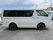 トヨタ ハイエースバン